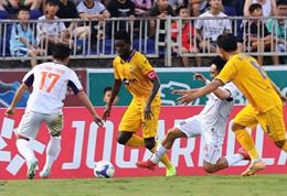 Learning Ramos locked the opponent, Que Ngoc Hai made Binh Duong stop at the National Cup