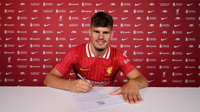 Milos Kerkez launched Liverpool