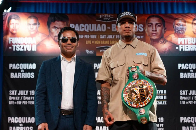 Manny Pacquiao (left) re -export