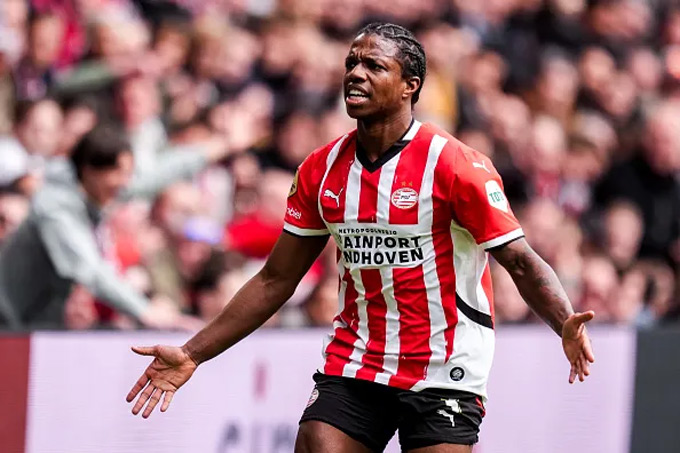 PSV does not buy Malacia