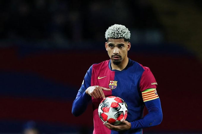 Barca is at risk of losing Araujo