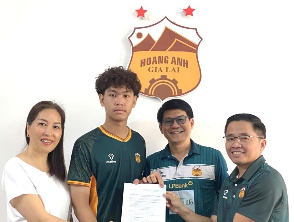 The ambition of the HAGL Club after the contract with the new goalkeeper coach 2