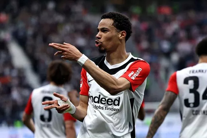 Newcastle is looking to buy Ekitike