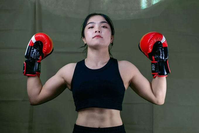 Lo Thi Phung is currently an excellent MMA athlete