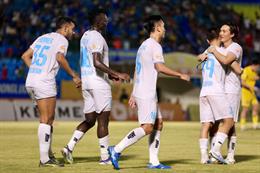 Nam Dinh blue steel launched the Brazilian coach before the new season