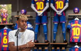 Lamine Yamal is not afraid of pressure when wearing Barca's No. 10 shirt