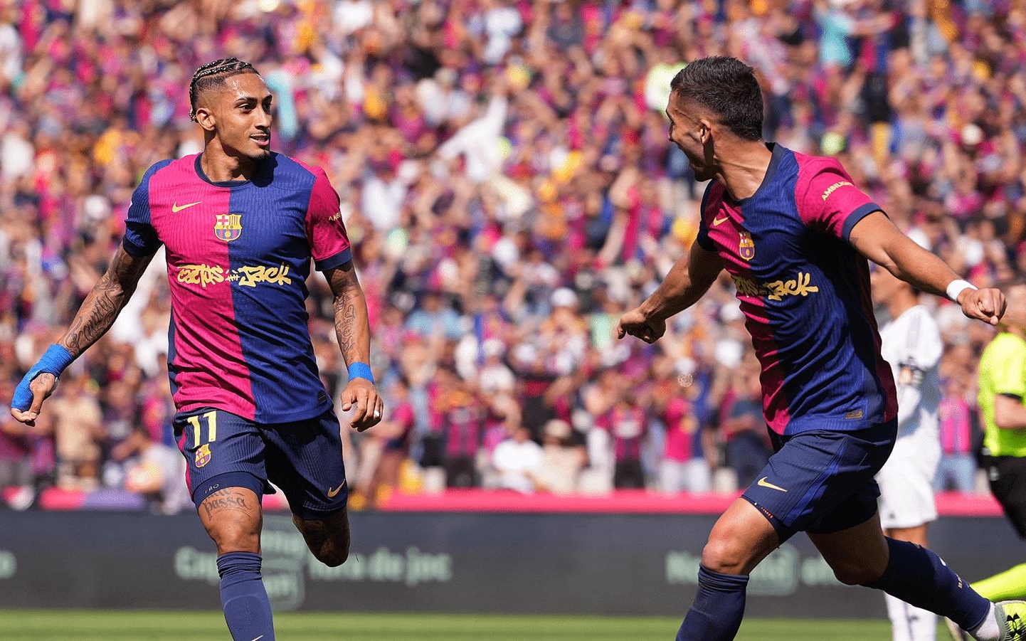Barcelona and Marcus Rashford the right people, at the right time! 3