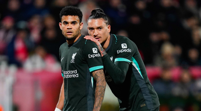 Liverpool seems to want to sell both Diaz and Nunez to get money to recruit Isak