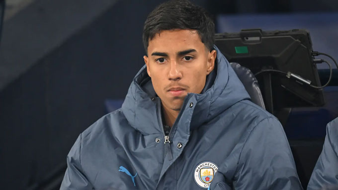 Vitor Reis does not have many main chances to kick in Man City