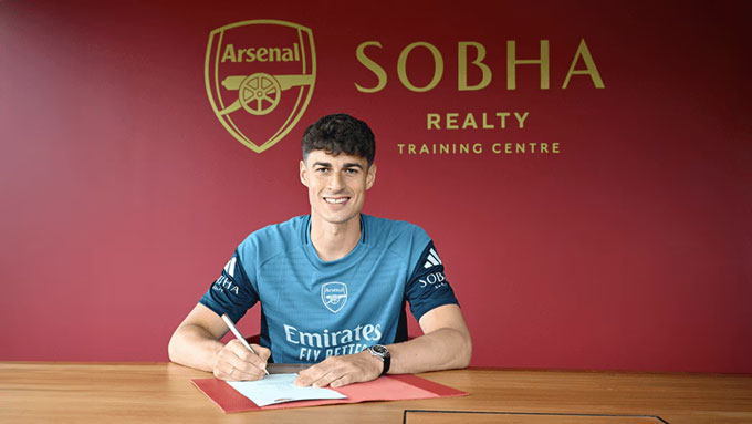 Kepa officially signed a contract and launched Arsenal