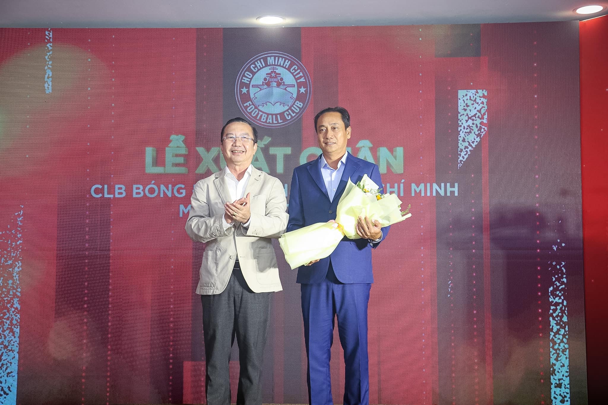 Coach Phung Thanh Phuong - a symbol of loyalty and dedication of the Red Battleship 3