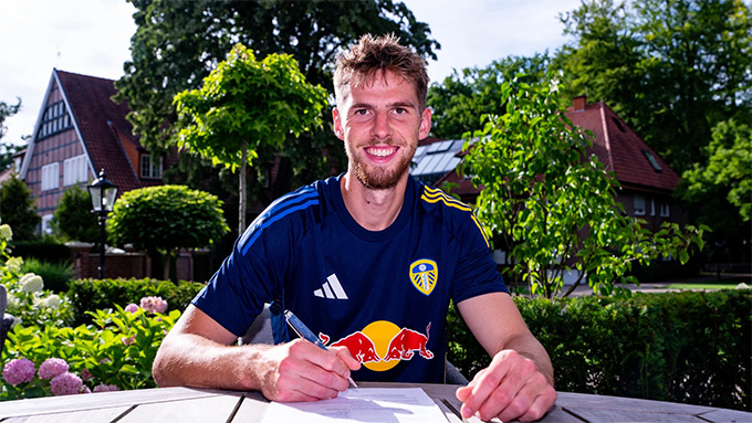 Anton Stach is the most expensive rookie of Leeds this summer