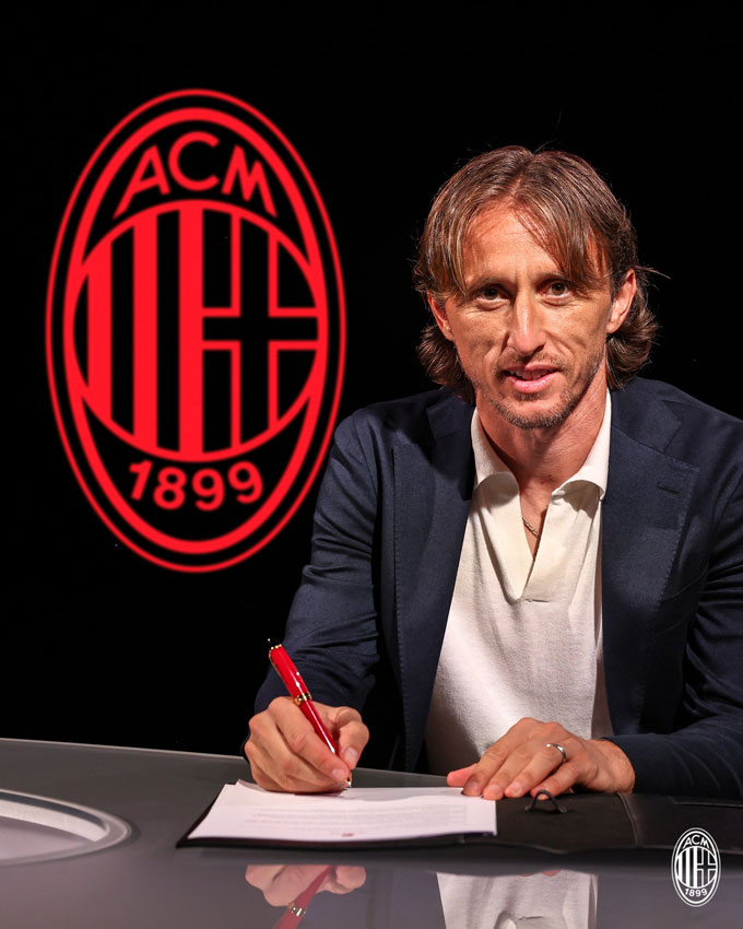 Modric signed a 1 -year contract with an additional extension of 1 year with Milan