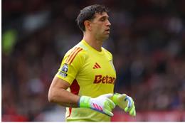 MU promoted to recruit goalkeeper Emiliano Martinez