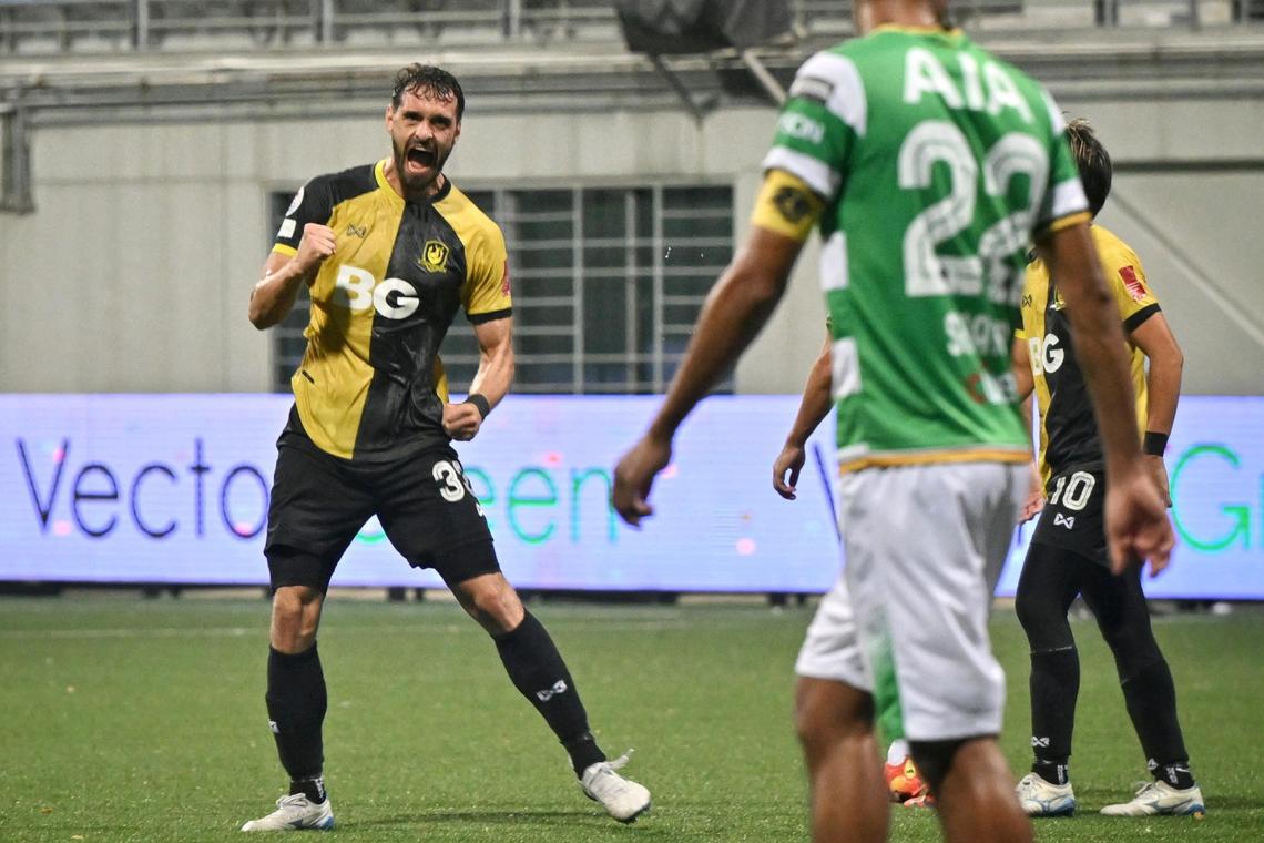 Milos Zlatkovic in the tampines Rovers club quickly