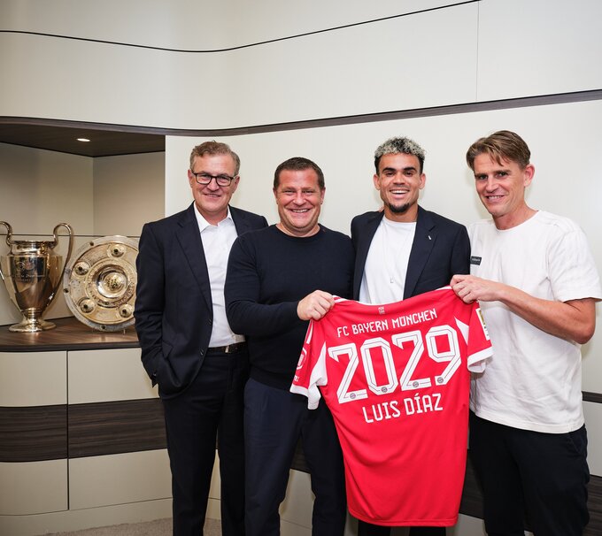 Luis Diaz joined Bayern Munich under the contract until 2029.