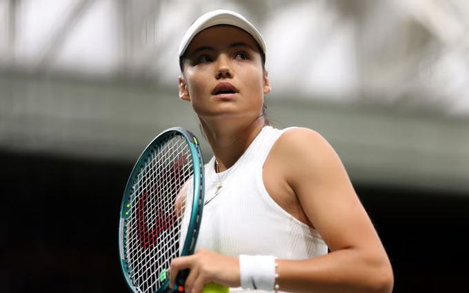 Raducanu is the hope of British women's tennis at Wimbledon 2025