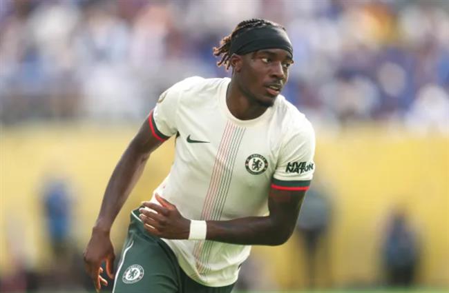 Sol Campbell wants Arsenal to decide the decision of Noni Madueke.