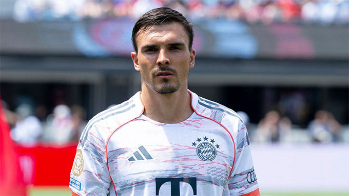 The Portuguese midfielder wants to play more 