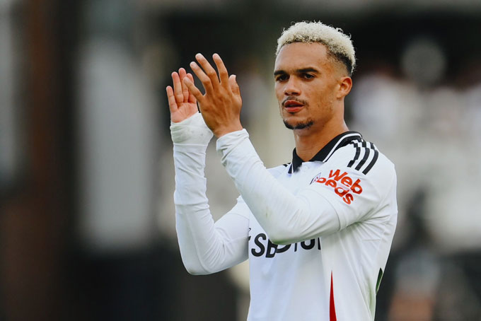 MU accelerates to Antonee Robinson