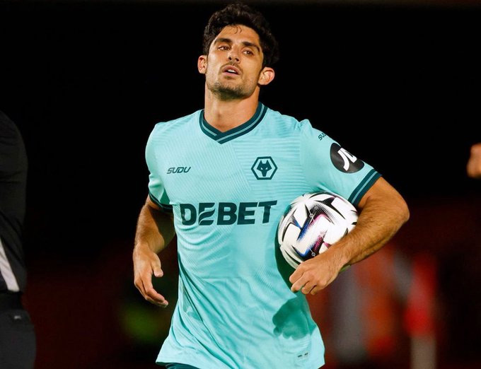 Goncalo Guedes leaves Wolves to go to Sociedad