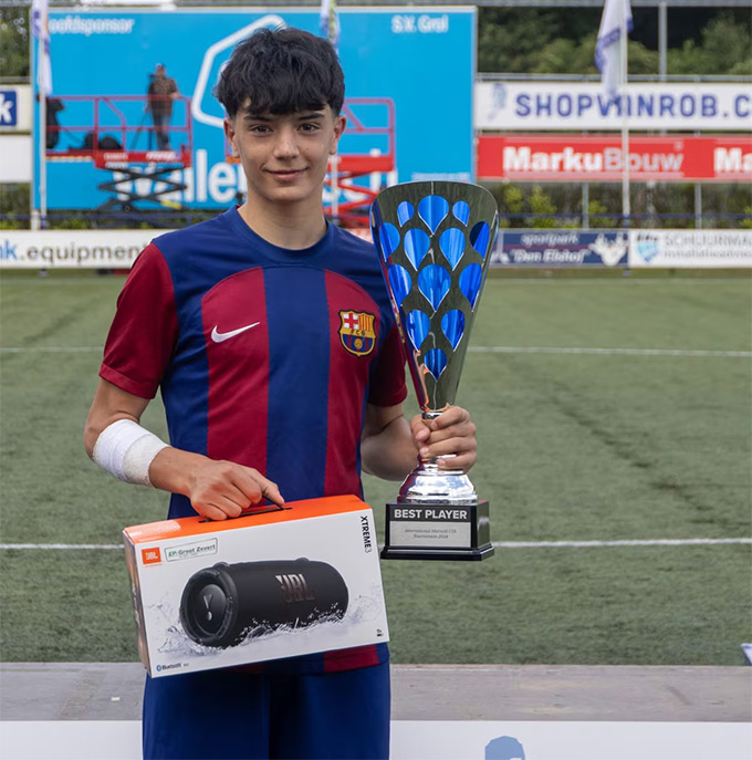 Eloi Gomez is an elite product of La Masia