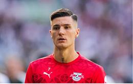 Hot: Benjamin Sesko chose to join MU instead of Newcastle