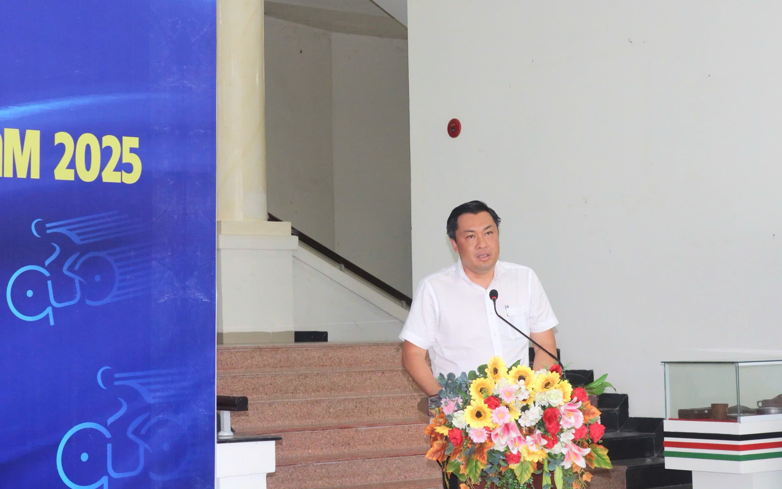 Mr. Cao Van Choi - Deputy Director of City Department of Culture and Sports. Ho Chi Minh City, Head of the Organizing Committee of the speech recorded and thanked the contribution of the local Dau Tieng for this season