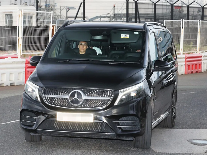 Sesko moved on a valve car to Carrington