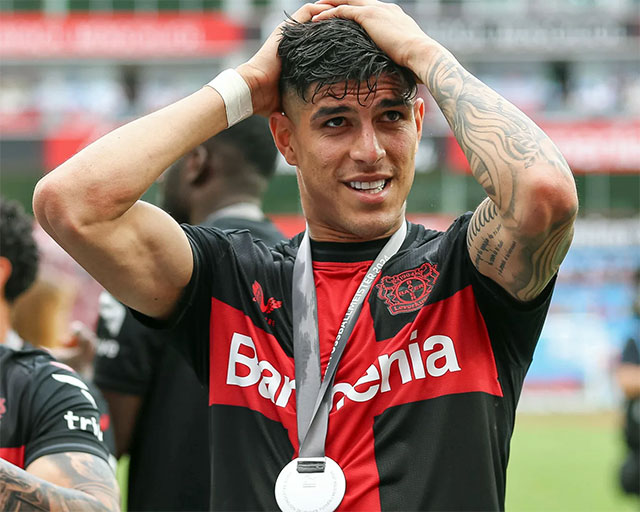 Hincapi is a member of Leverkusen winning the Bundesliga championship 2023/24 