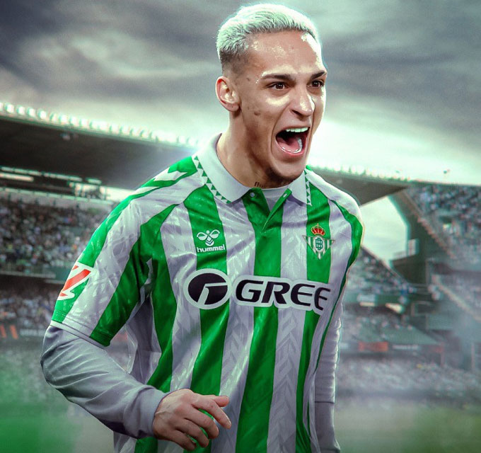 Antony is on the way to join Betis