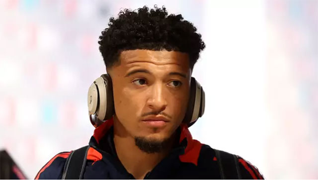 Sancho is receiving a salary of 350,000 pounds/week in MU