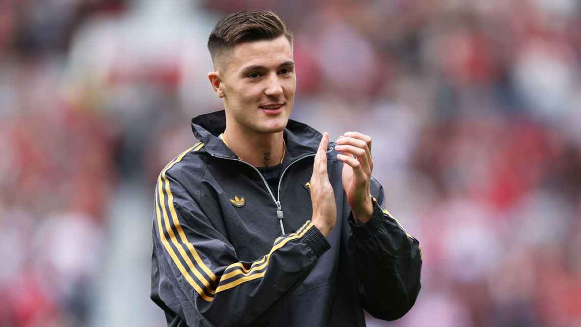 Benjamin Sesko's shirt number in Man Utd was confirmed 1