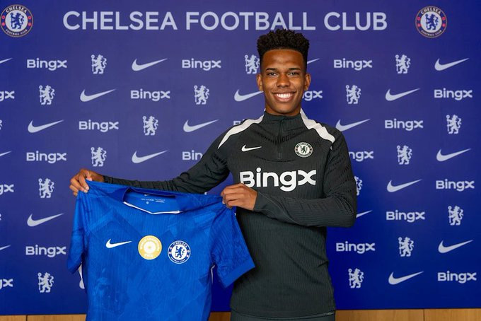 Estevao Willian launched the new Chelsea team