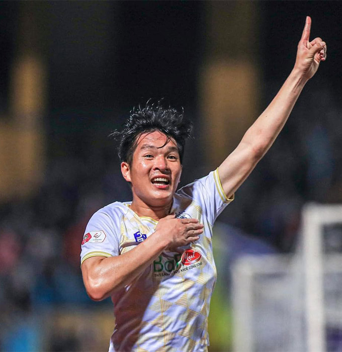 Truong Van Thai Quy broke up with Hanoi Club to join PVF-Cand 