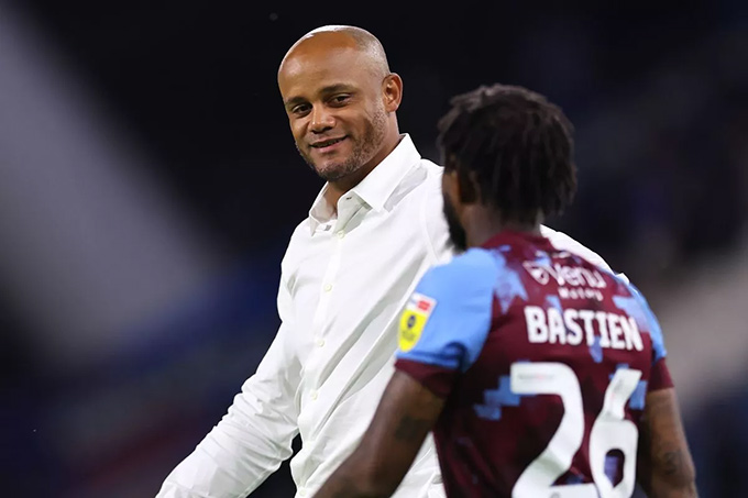 Samuel is the former student of coach Kompany 