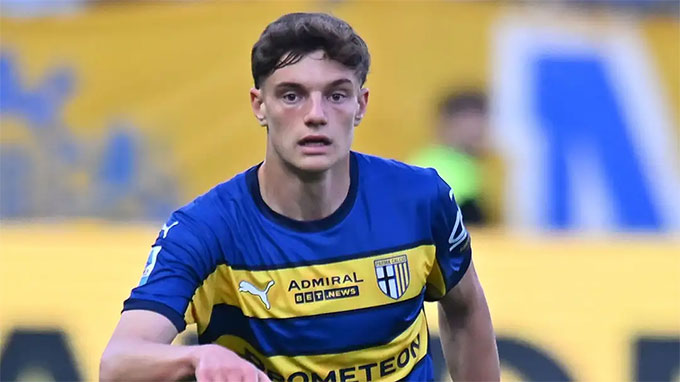 Parma's 18 -year -old Leoni star on the way joined Liverpool