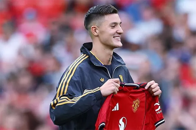 Sesko joined MU