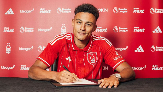 Ndoye joined Tottenham