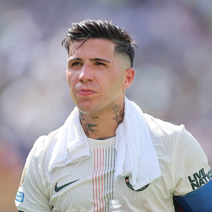 PSG targets Enzo.
