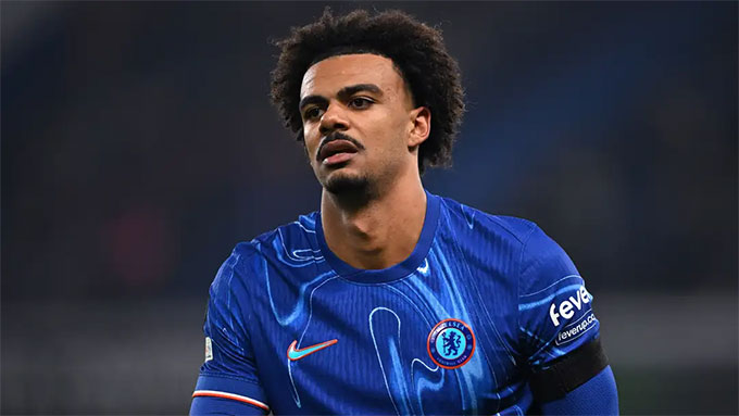 Villarreal spent a record to buy Veiga from Chelsea