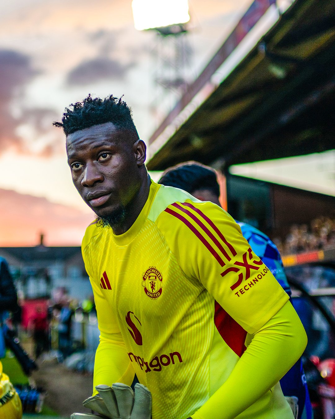 Onana should choose?